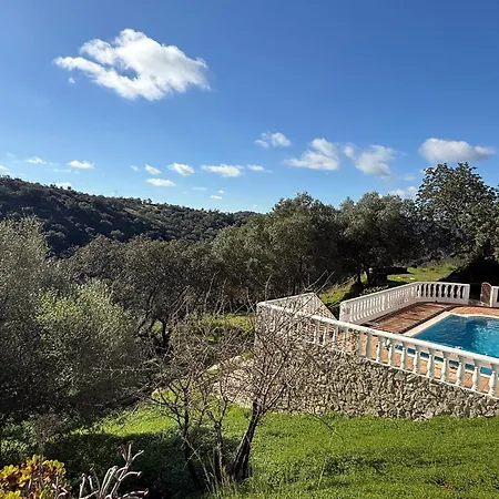 Villa Pool With Mountain Views Near Tavira