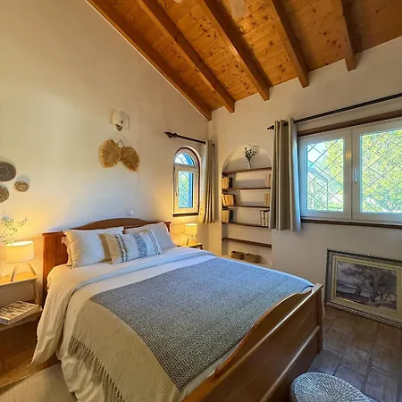Villa Pool With Mountain Views Near Tavira *
